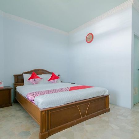 Oyo 2858 Vafa Guesthouse Cianjur Exterior foto