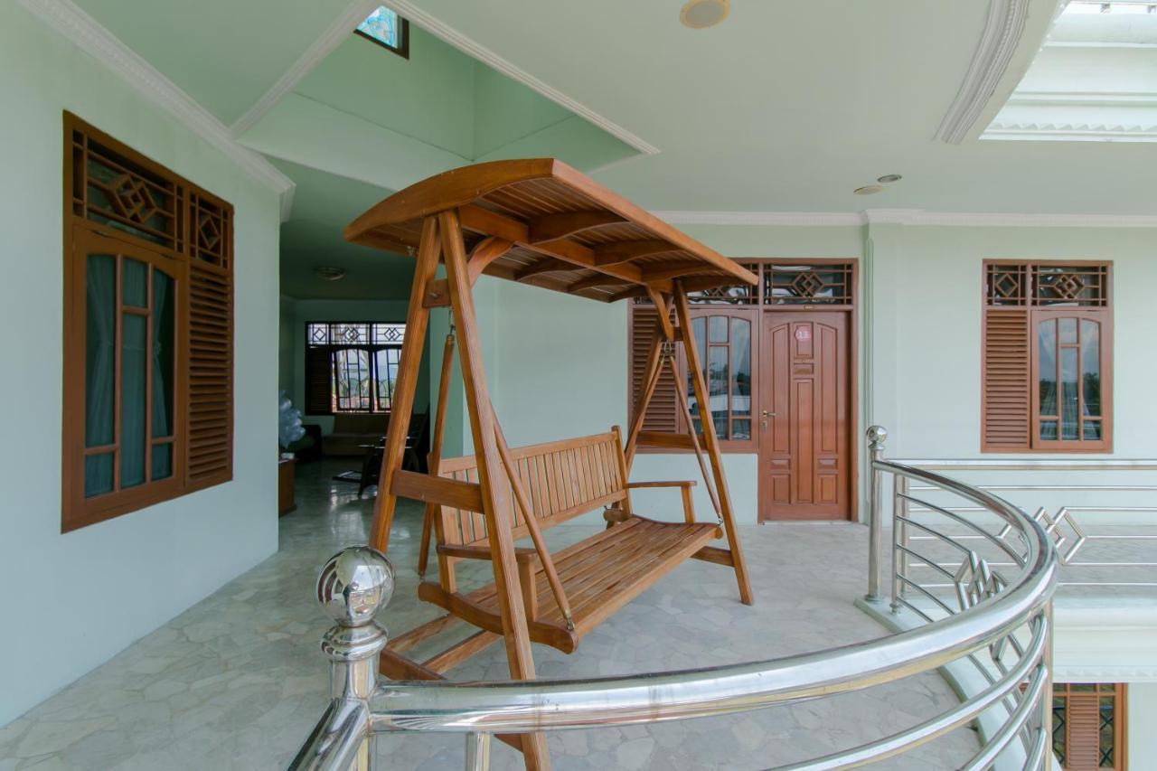 Oyo 2858 Vafa Guesthouse Cianjur Exterior foto